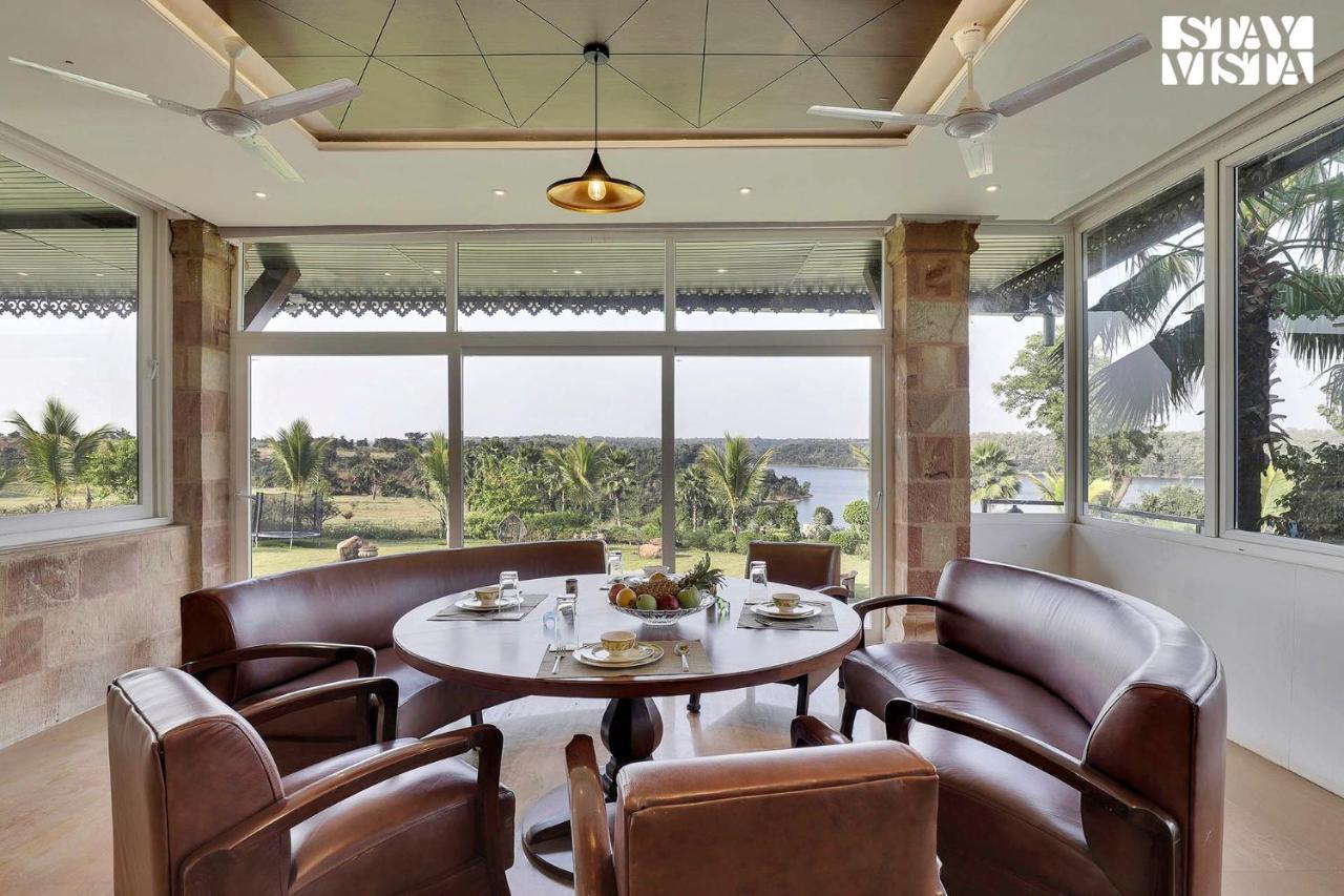 Stayvista'S Lakeside Whispers - Lake & Mountain-View Villa With Lawn & Indoor-Outdoor Games Nagpur Eksteriør billede